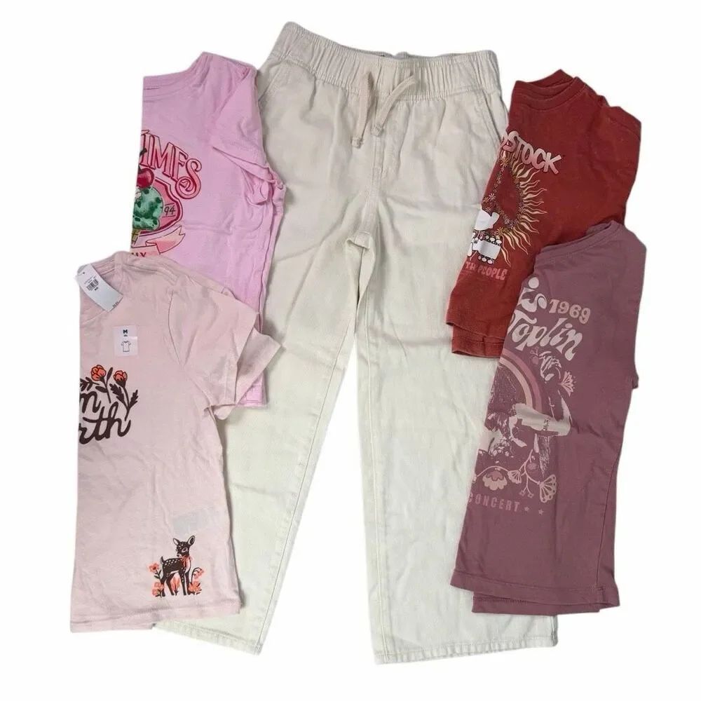 Old Navy Girls size 8 Baggy Pants & four tees